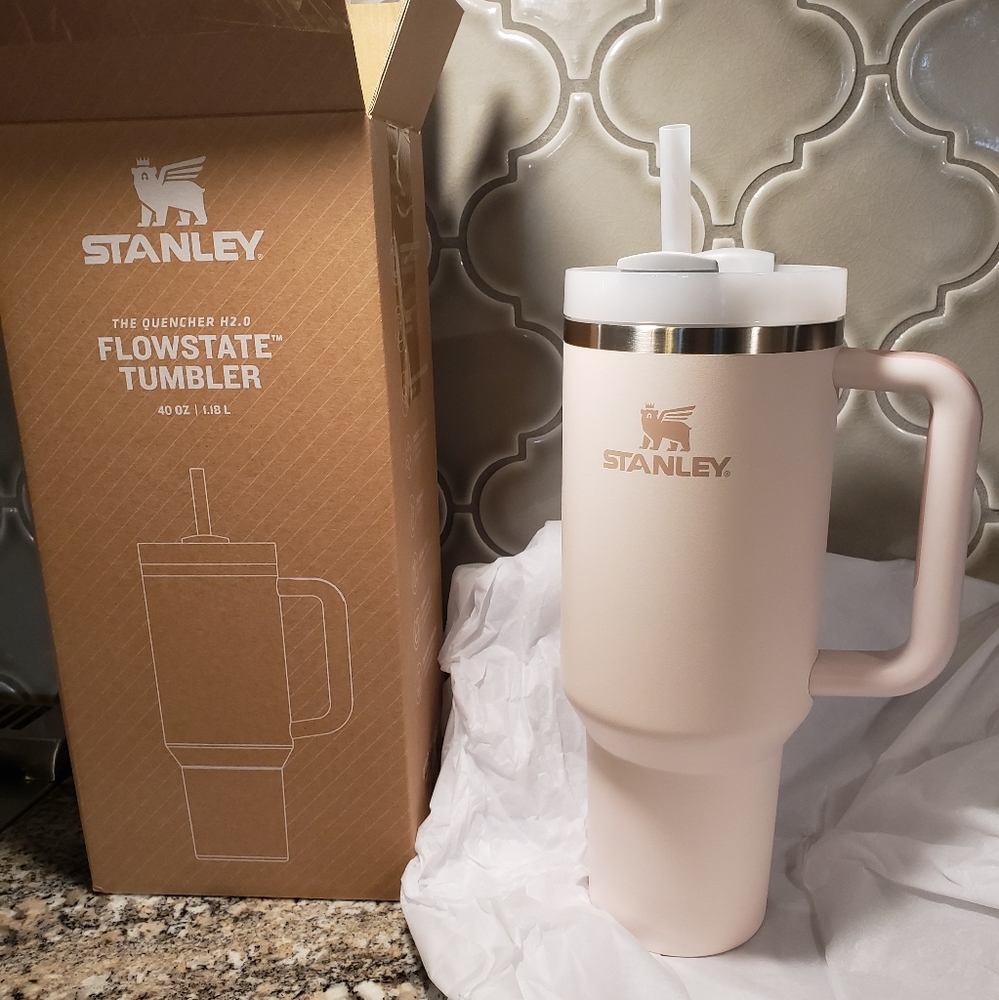 COPY - Stanley Rose Quartz 40oz. quencher H2.0